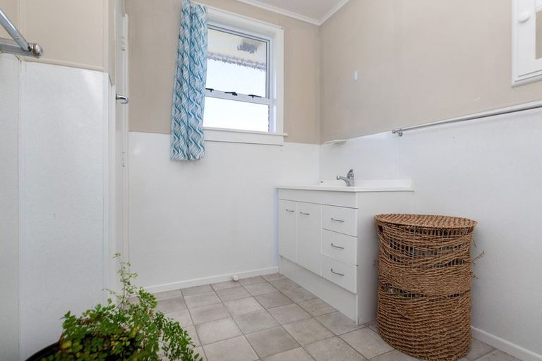 Photo of property in 67 Young Street, New Plymouth, 4310