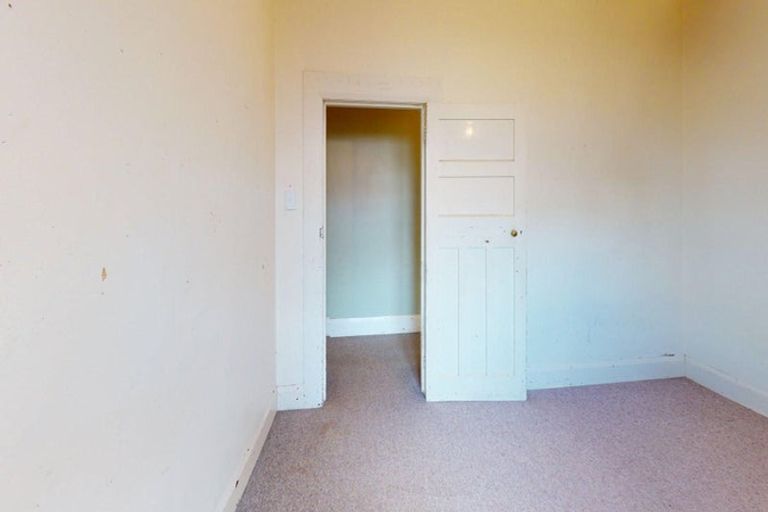 Photo of property in 28 Millar Street, Terrace End, Palmerston North, 4410