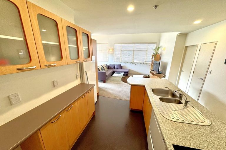 Photo of property in Hume House, 31/152 The Terrace, Wellington Central, Wellington, 6011