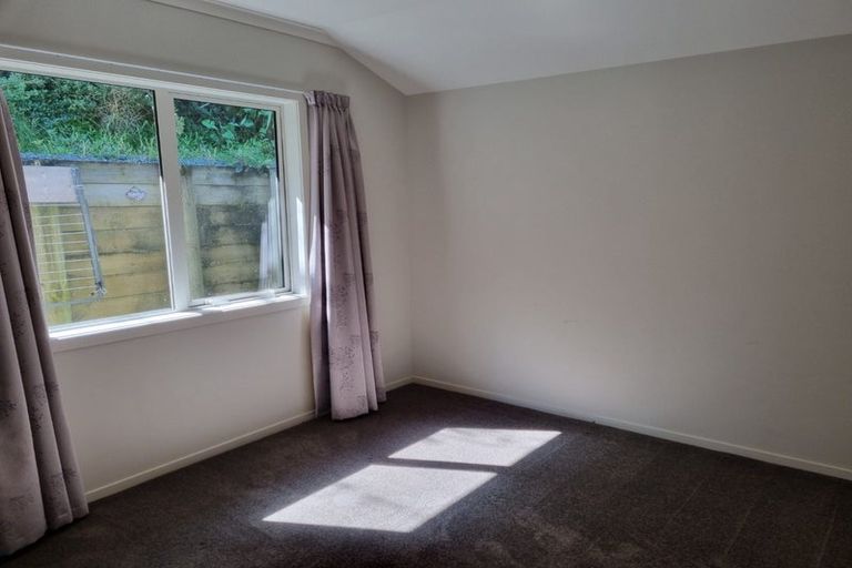 Photo of property in 4 Flotilla Place, Whitby, Porirua, 5024