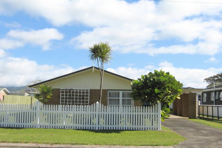 Photo of property in 8 Hamilton Crescent, Whitianga, 3510