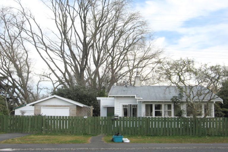 Photo of property in 19 Howden Road, Fairfield, Hamilton, 3214