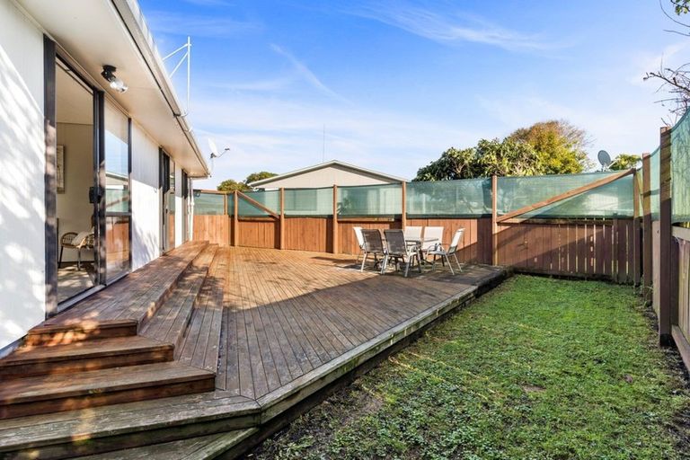 Photo of property in 11c Longstead Avenue, Papamoa Beach, Papamoa, 3118