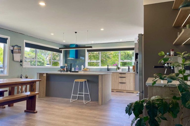 Photo of property in 22 Takiroa Street, Urenui, 4375