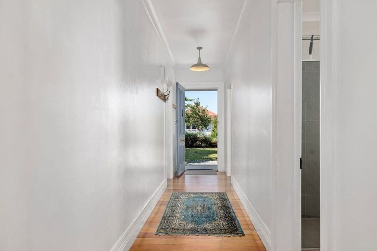 Photo of property in 35 Victoria Street, Masterton, 5810