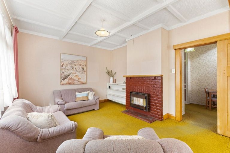 Photo of property in 54 Miro Street, Takaro, Palmerston North, 4410