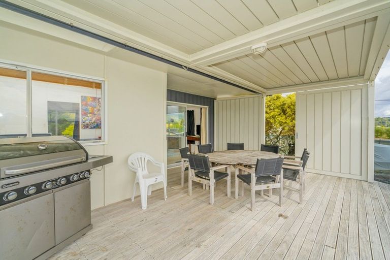Photo of property in 180 Captain Cook Road, Cooks Beach, Whitianga, 3591