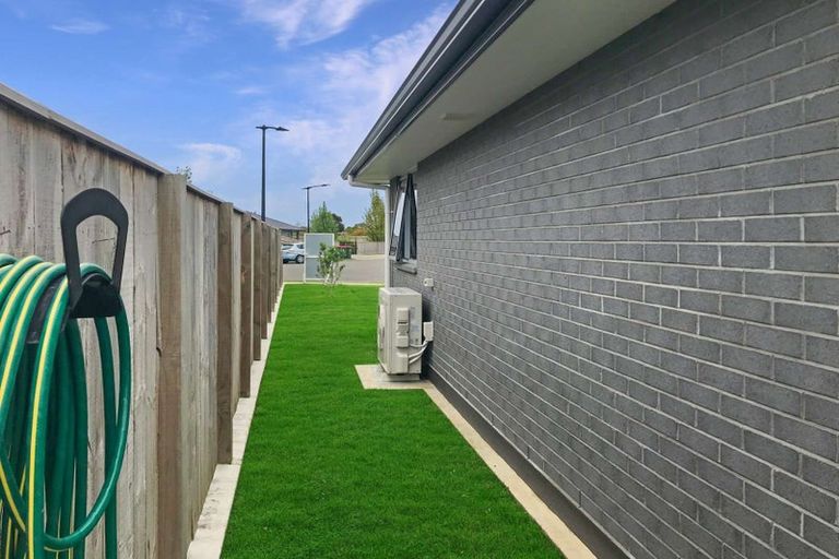 Photo of property in 35 Oldfield Lane, Marton, 4710