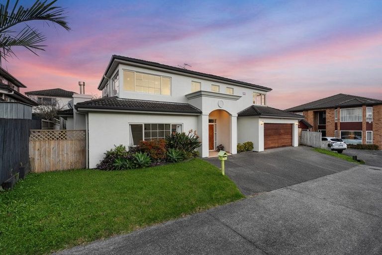 Photo of property in 8 Cuthill Close, Albany, Auckland, 0632