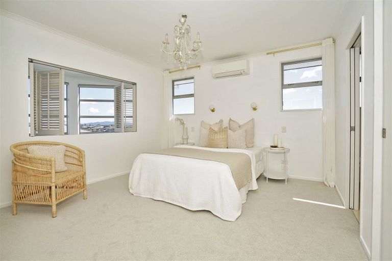 Photo of property in 17 Raddington Way, Huntington, Hamilton, 3210