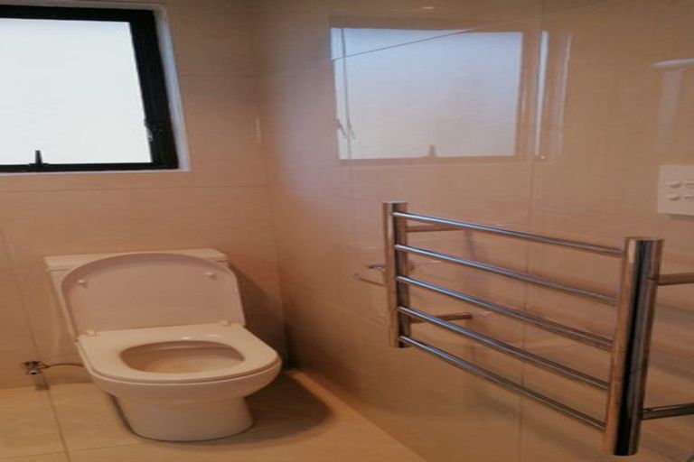 Photo of property in 50 Strid Road, Te Atatu South, Auckland, 0610