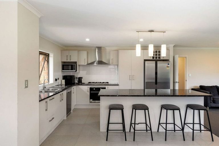 Photo of property in 2a Ihimaera Terrace, Leamington, Cambridge, 3432