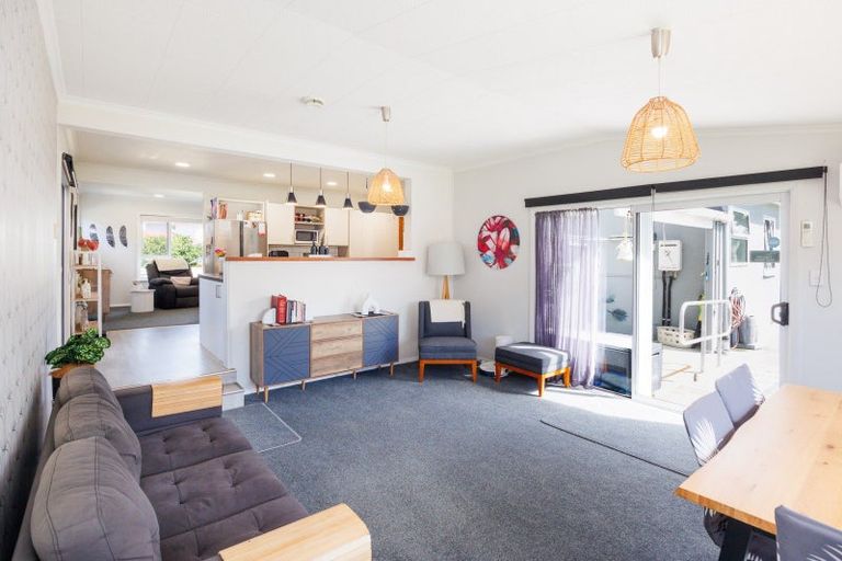Photo of property in 50 Haydon Street, Roslyn, Palmerston North, 4414