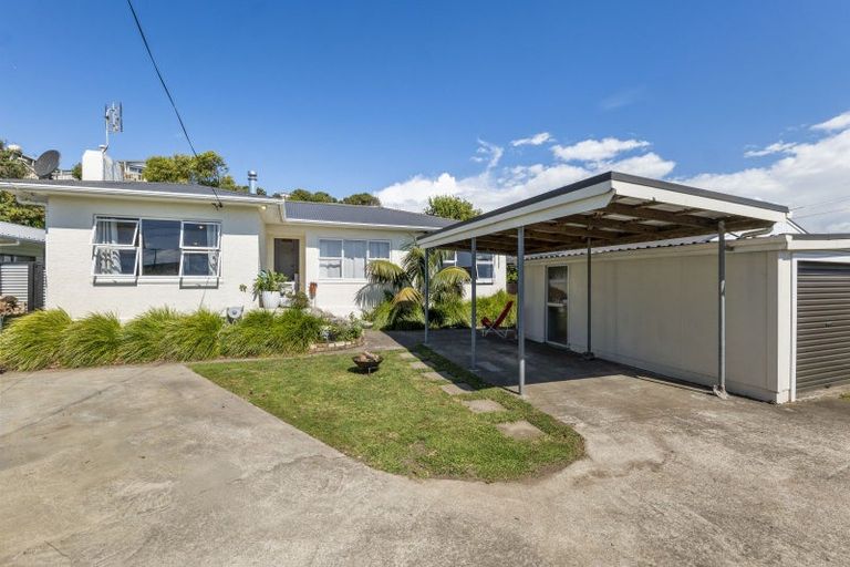 Photo of property in 16 Rosendale Avenue, Spotswood, New Plymouth, 4310