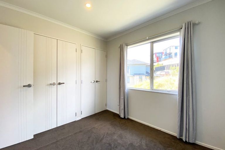 Photo of property in 33 Saint Maroun Rise, The Gardens, Auckland, 2105