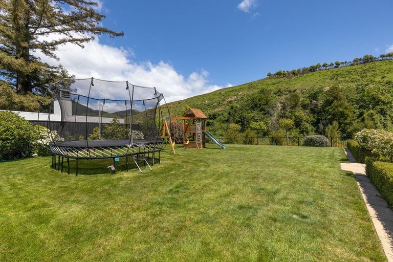 Photo of property in 48 Sunningdale Drive, Stoke, Nelson, 7011