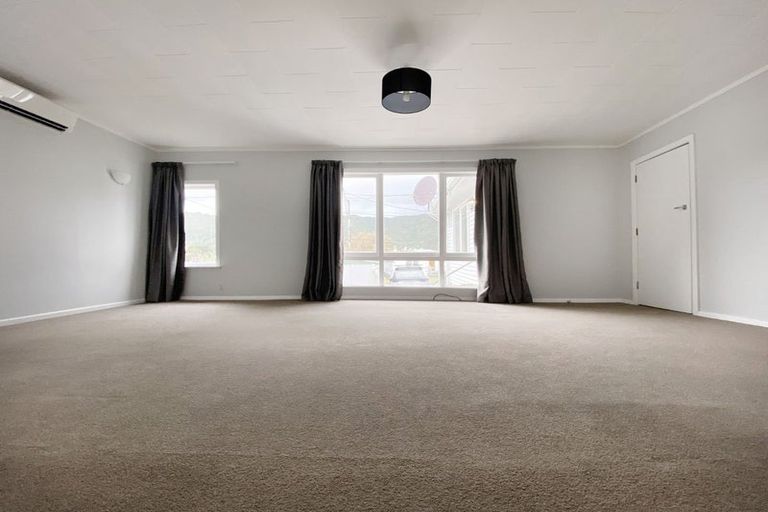 Photo of property in 155 Wellington Road, Wainuiomata, Lower Hutt, 5014
