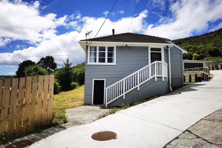 Photo of property in 188b Waddington Drive, Naenae, Lower Hutt, 5011