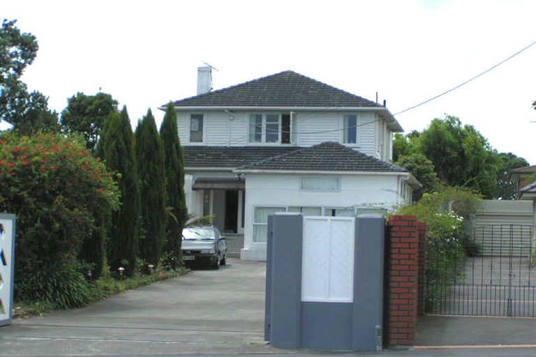 Photo of property in 3/236 Lake Road, Hauraki, Auckland, 0622