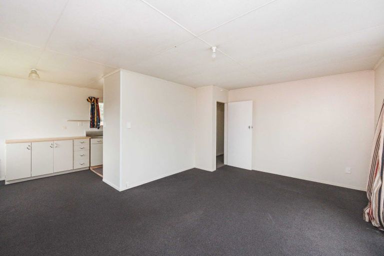 Photo of property in 14 Martin Harvey Street, Levin, 5510