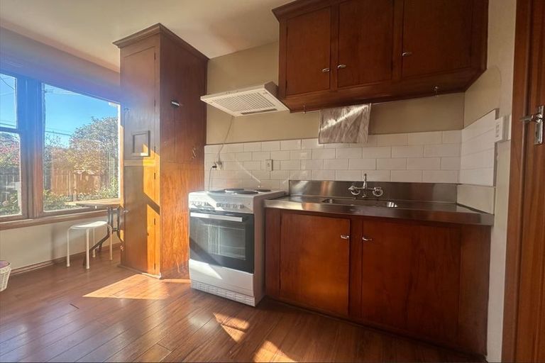 Photo of property in 121 Hamilton Avenue, Ilam, Christchurch, 8041