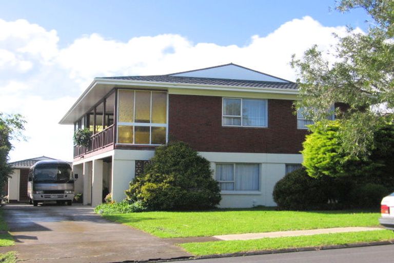 Photo of property in 16 Melissa Place, Farm Cove, Auckland, 2012