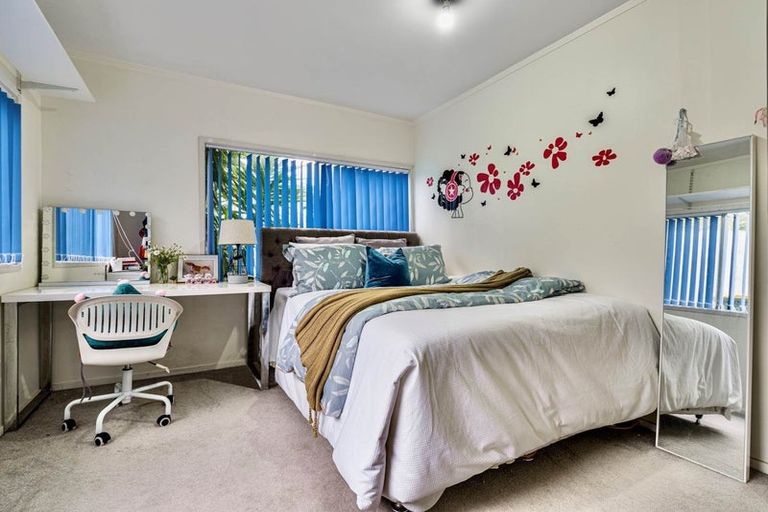 Photo of property in 38 Awaruku Road, Torbay, Auckland, 0630