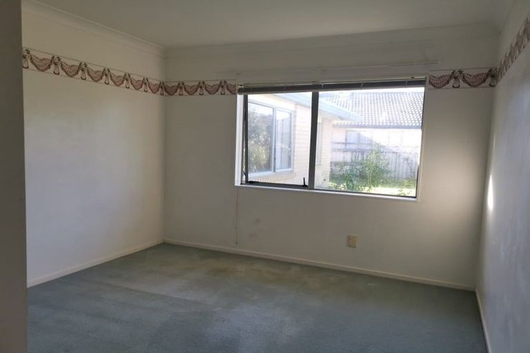 Photo of property in 6 Longford Park Drive, Takanini, 2112