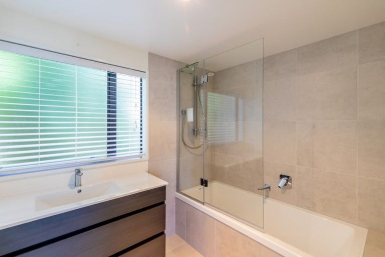 Photo of property in 25 Lookaway Place, Huntsbury, Christchurch, 8022