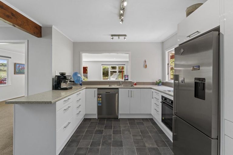 Photo of property in 172 Waiorongomai Road, Otaki, 5512