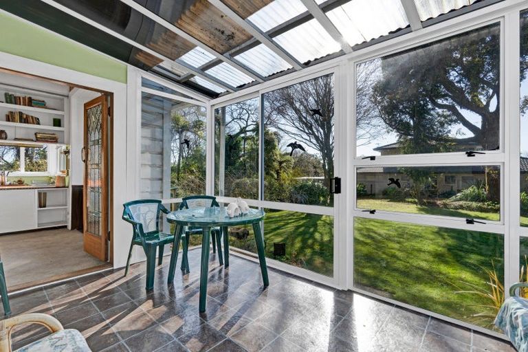 Photo of property in 10 Miro Street, Inglewood, 4330