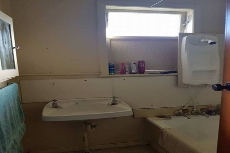 Photo of property in 26 Maire Street, Wairakei, Taupo, 3332