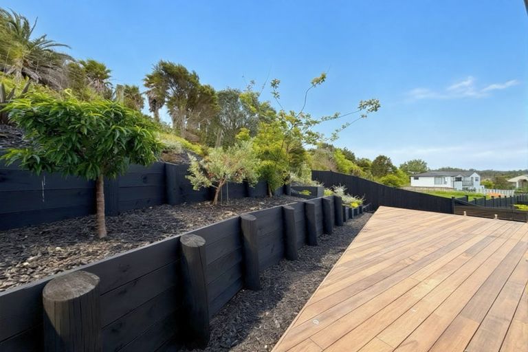 Photo of property in 19 Pacific Heights Road, Orewa, 0931