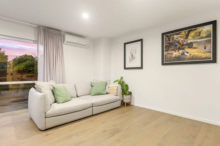 Photo of property in 1/53 Tabitha Crescent, Henderson, Auckland, 0612