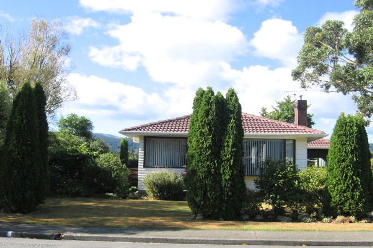 Photo of property in 34 Holdsworth Avenue, Trentham, Upper Hutt, 5018