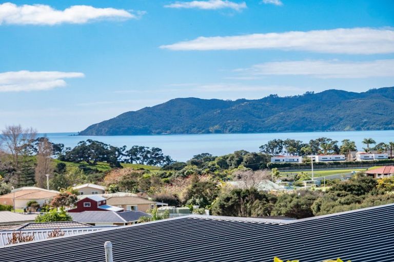 Photo of property in 5 Frangipani Street, Cable Bay, 0420