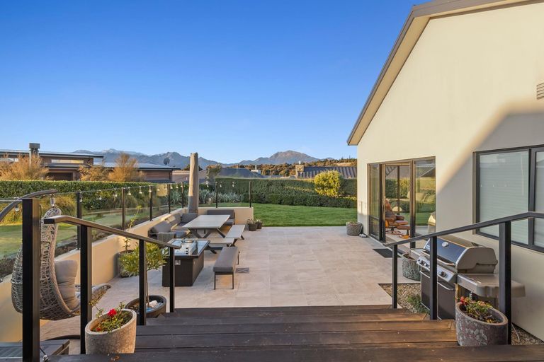 Photo of property in 47 Minaret Ridge, Wanaka, 9305