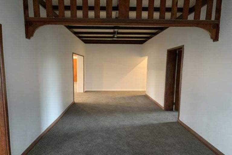 Photo of property in 97 Great North Road, Waipawa, 4210