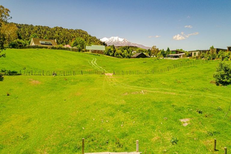 Photo of property in 15 Lee Street, Ohakune, 4625