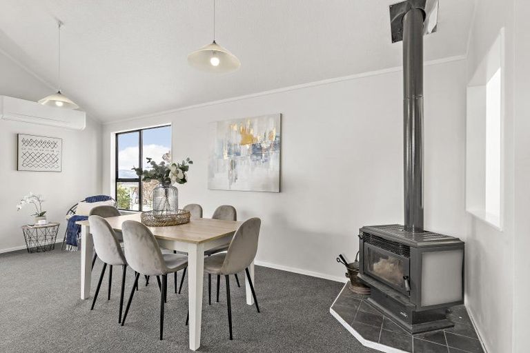 Photo of property in 7b Tregony Place, Camborne, Porirua, 5026