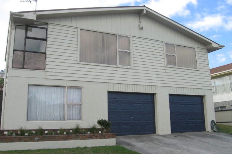 Photo of property in 6 Madison Place, Miramar, Wellington, 6022