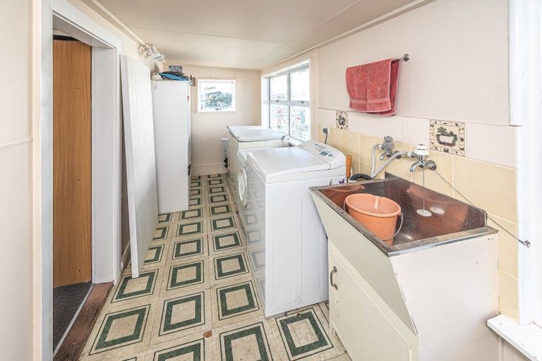Photo of property in 19 Rapaki Street, Koitiata, Whanganui, 4581
