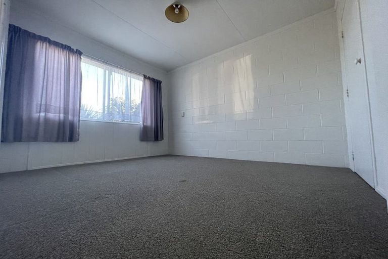 Photo of property in 2/35 Riversdale Road, Avondale, Auckland, 1026