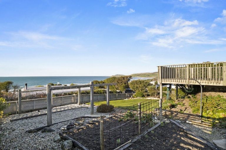 Photo of property in 11 Rata Street, Kaka Point, Balclutha, 9271