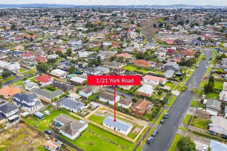 Photo of property in 1/21 York Road, Papatoetoe, Auckland, 2104