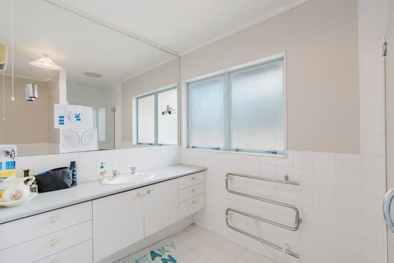 Photo of property in 10a Ashley Street, St Andrews, Hamilton, 3200