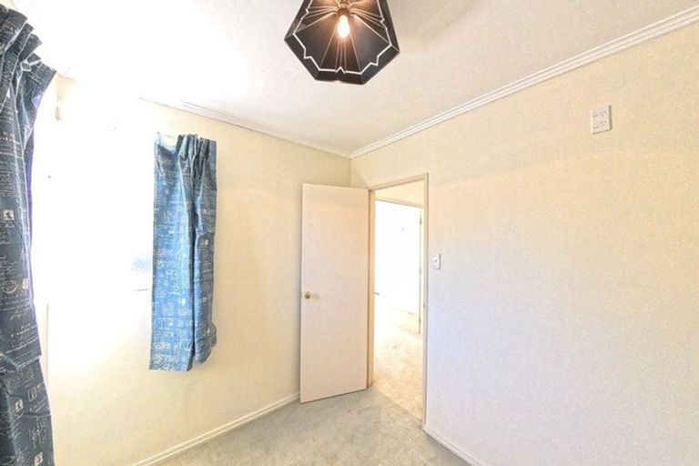 Photo of property in 1 Dresdan Court, Hokowhitu, Palmerston North, 4410