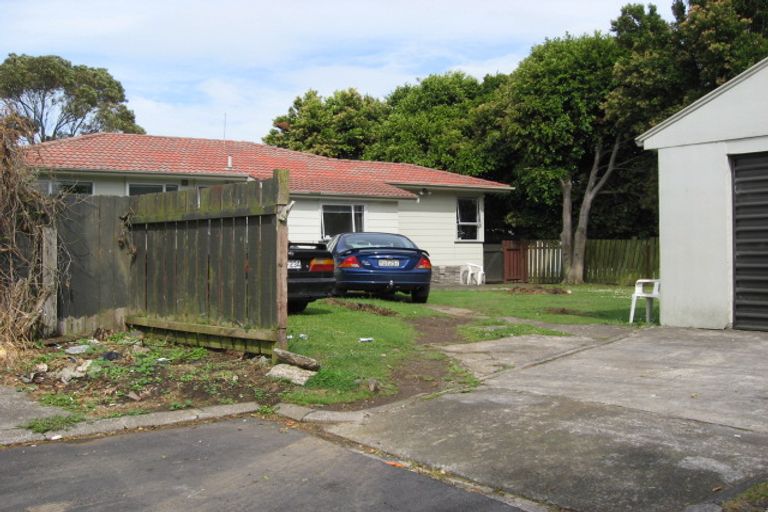 Photo of property in 6 Kenton Lane, Mangere, Auckland, 2022