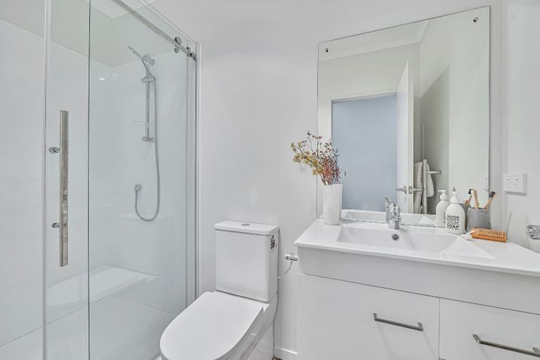 Photo of property in 9/16 Russell Road, Manurewa, Auckland, 2102