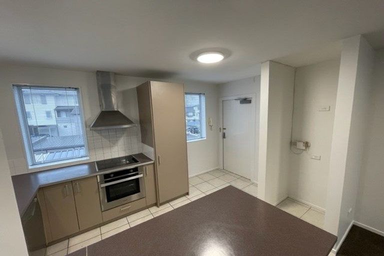 Photo of property in 3/30 Oneroa Road, East Tamaki, Auckland, 2013